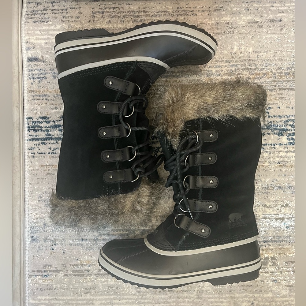 Sorel Women’s Joan of Arc Boots